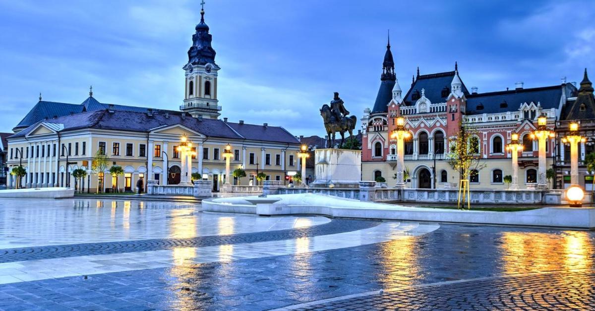 Private Apartment In The City Centre. Oradea Eksteriør bilde